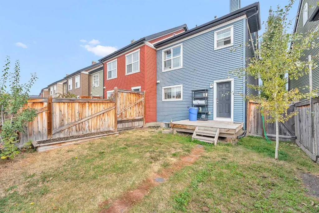 381 Legacy Boulevard SE