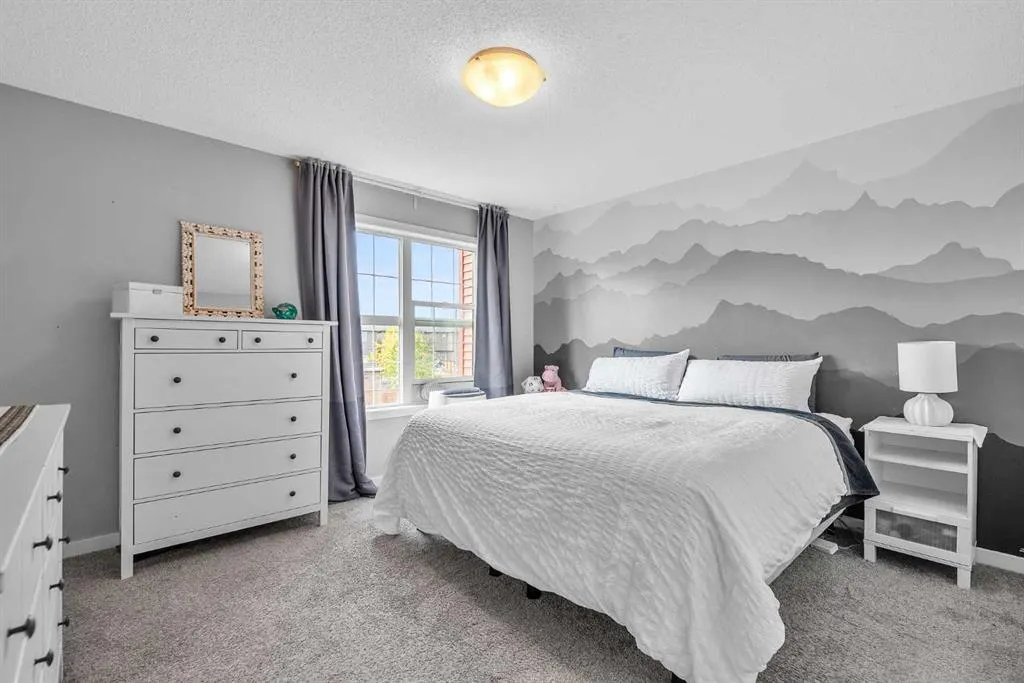 381 Legacy Boulevard SE