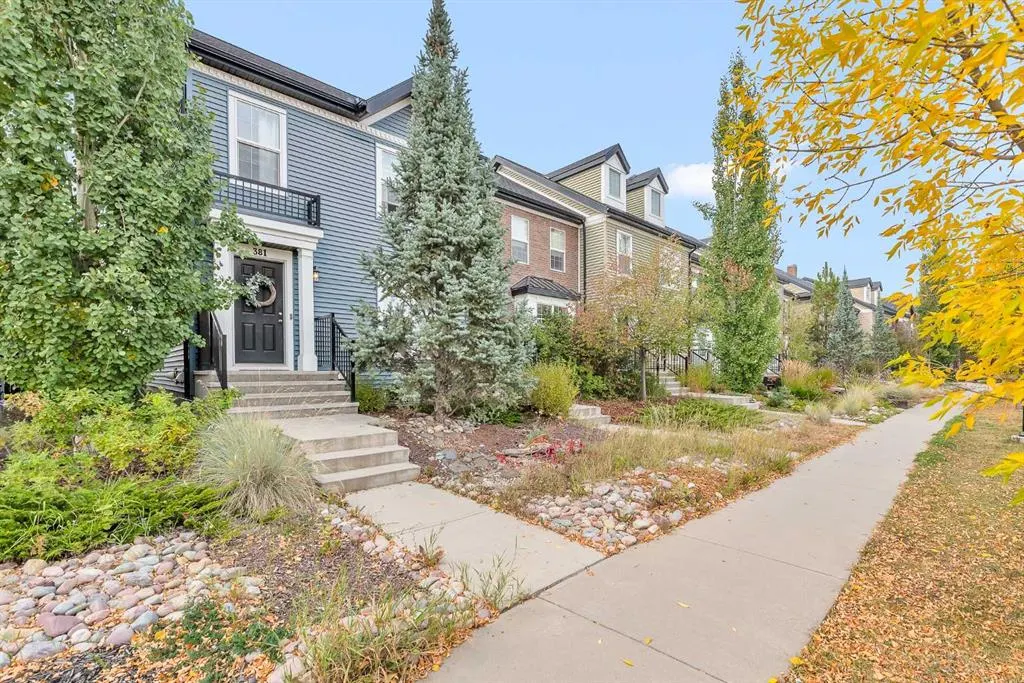 381 Legacy Boulevard SE