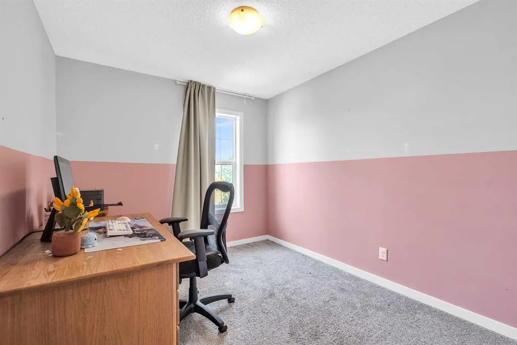 381 Legacy Boulevard SE
