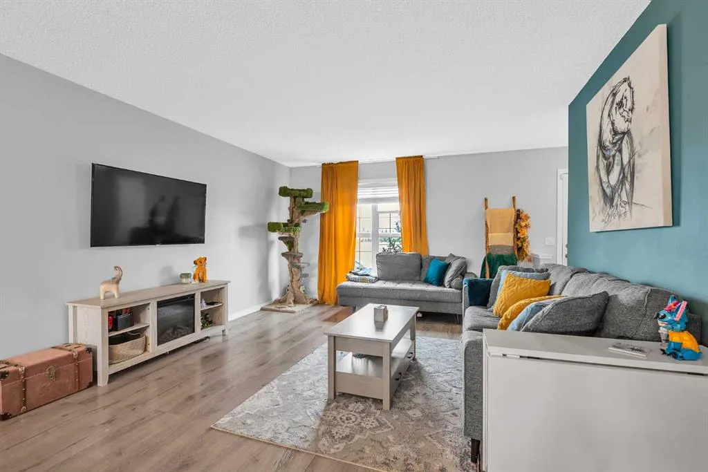 381 Legacy Boulevard SE
