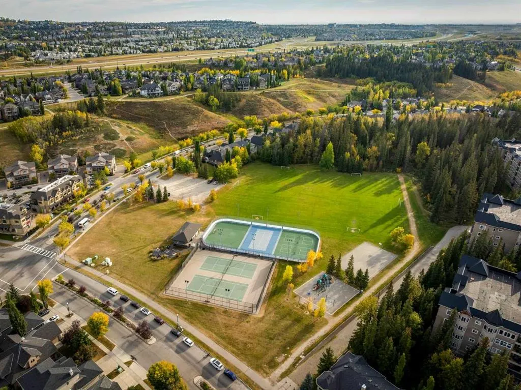 10 Discovery Ridge Close SW, #109