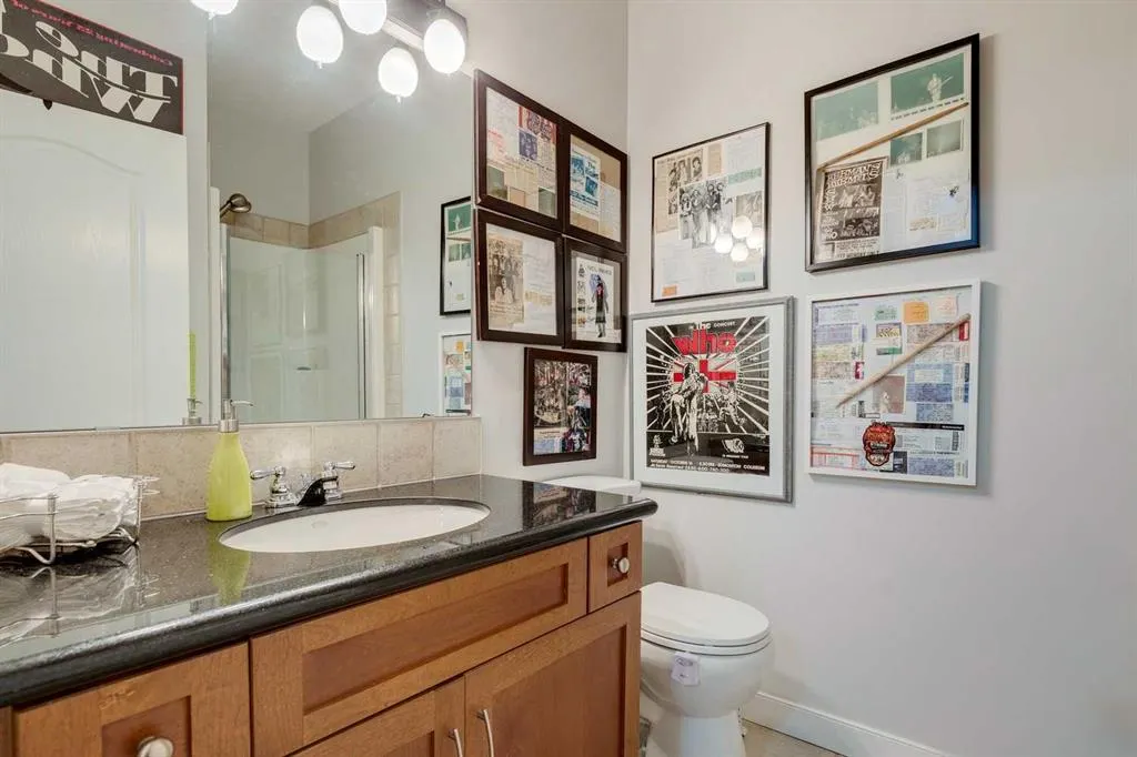 10 Discovery Ridge Close SW, #109