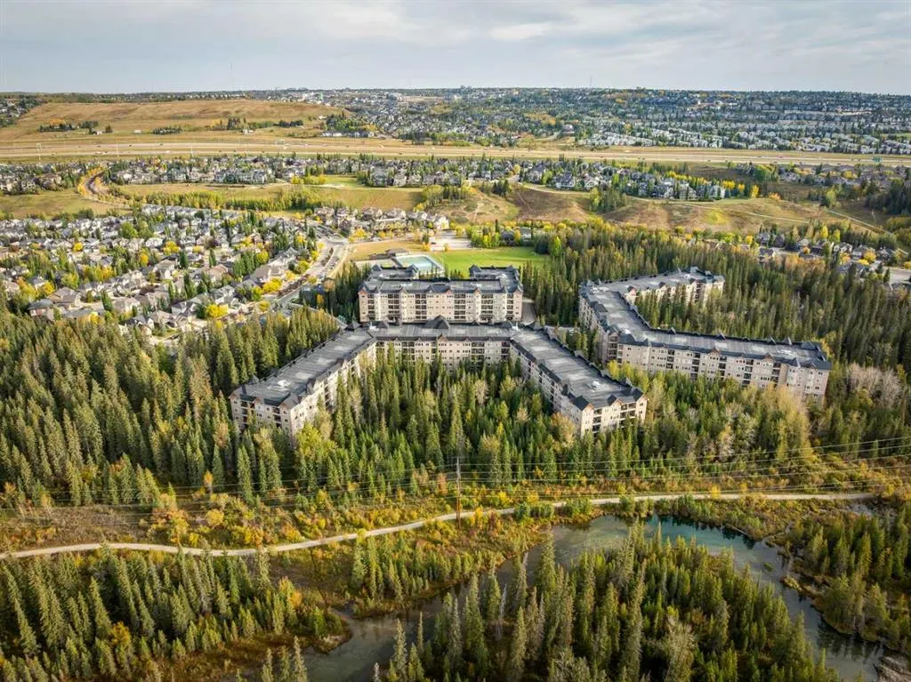 10 Discovery Ridge Close SW, #109