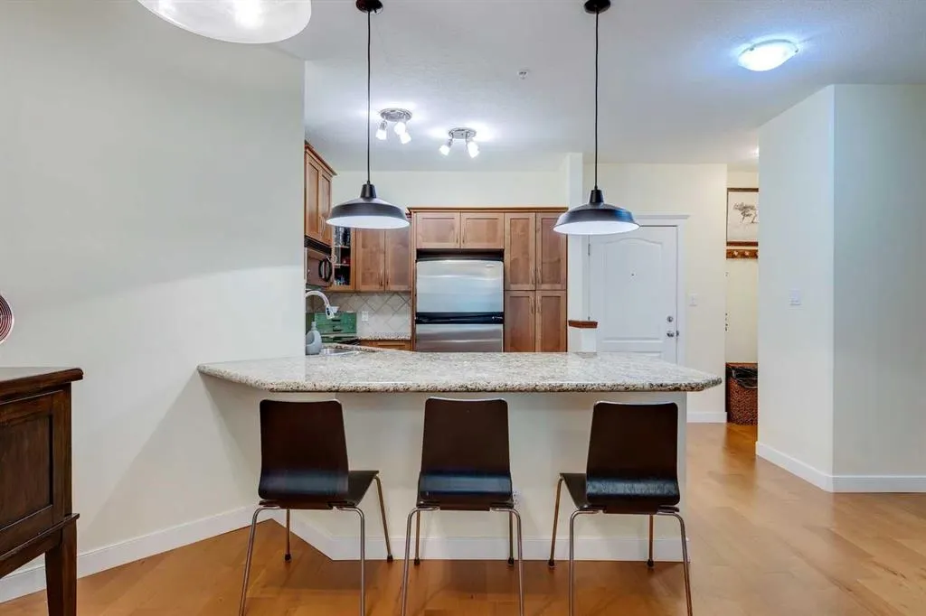 10 Discovery Ridge Close SW, #109