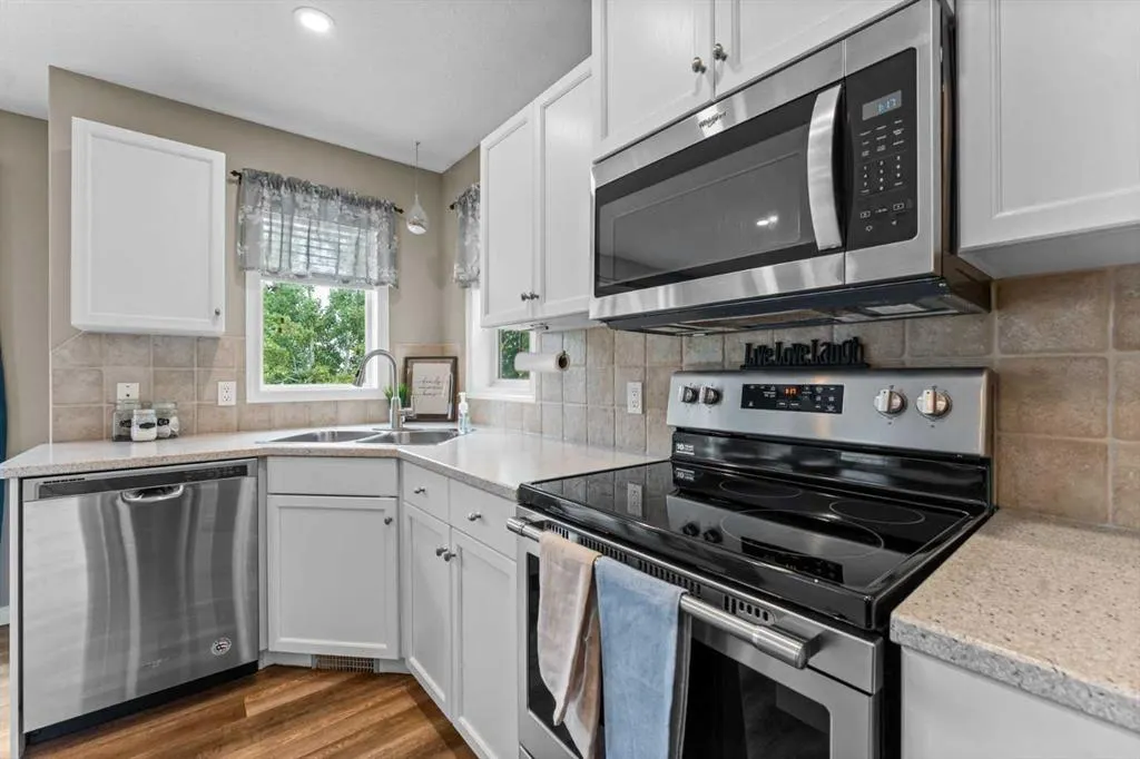 354 Sagewood Drive SW