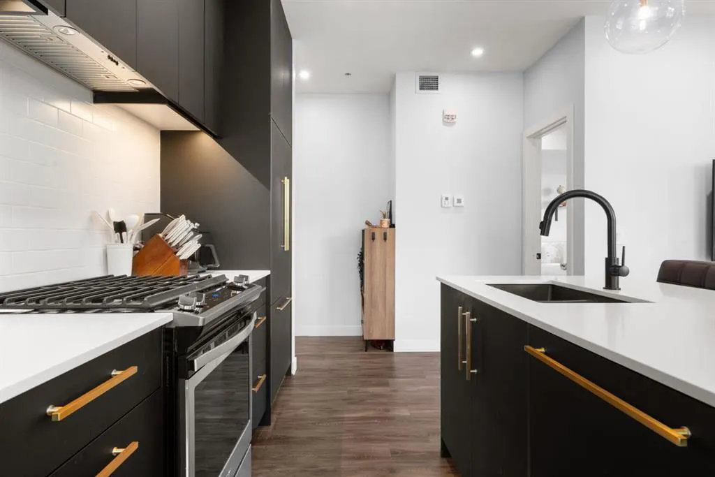 4275 Norford Avenue NW, #105