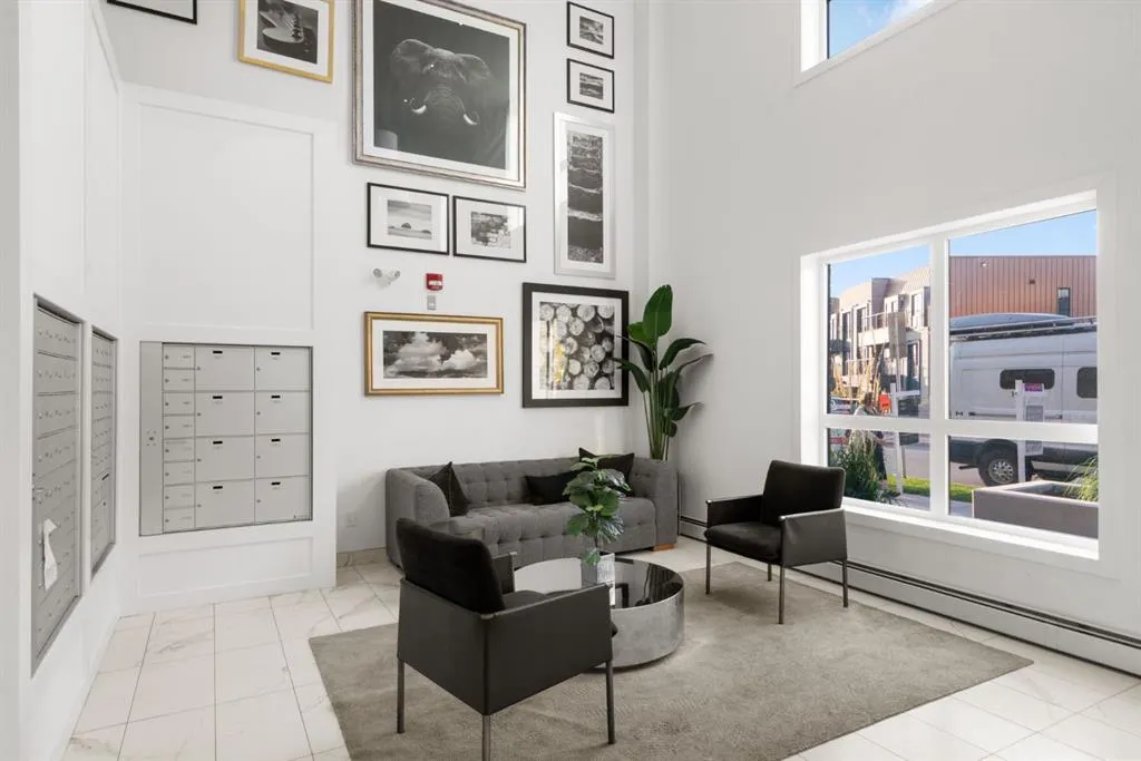 4275 Norford Avenue NW, #105