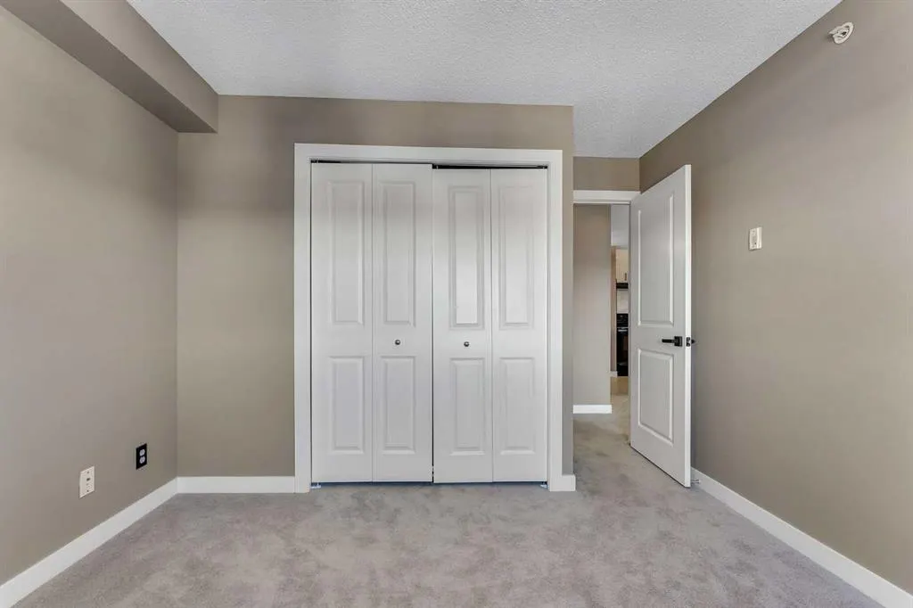 5 Saddlestone Way NE, #415