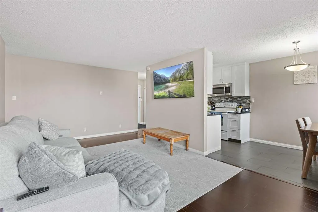 507 57 Avenue, #308
