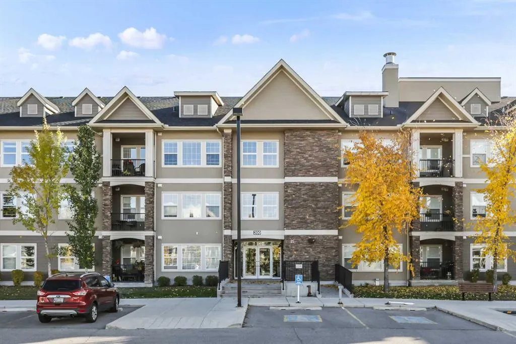 200 Cranfield Common SE, #102