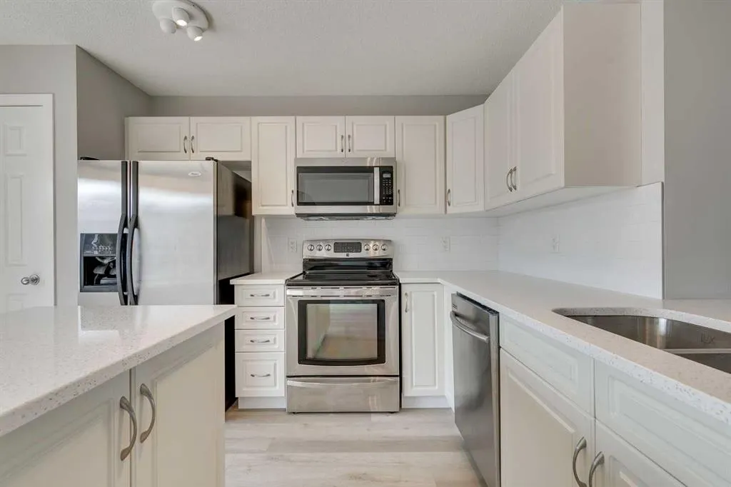 1931 Reunion Boulevard NW