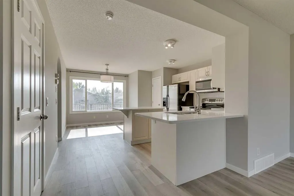 1931 Reunion Boulevard NW