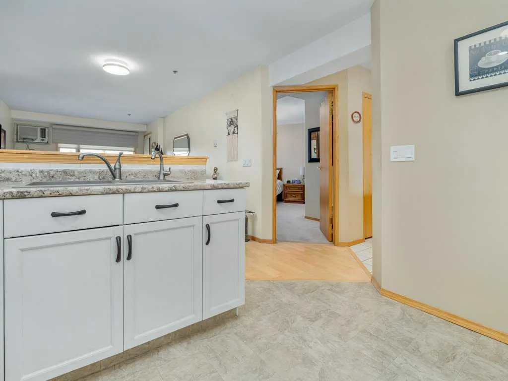 75 1 Avenue S, #316