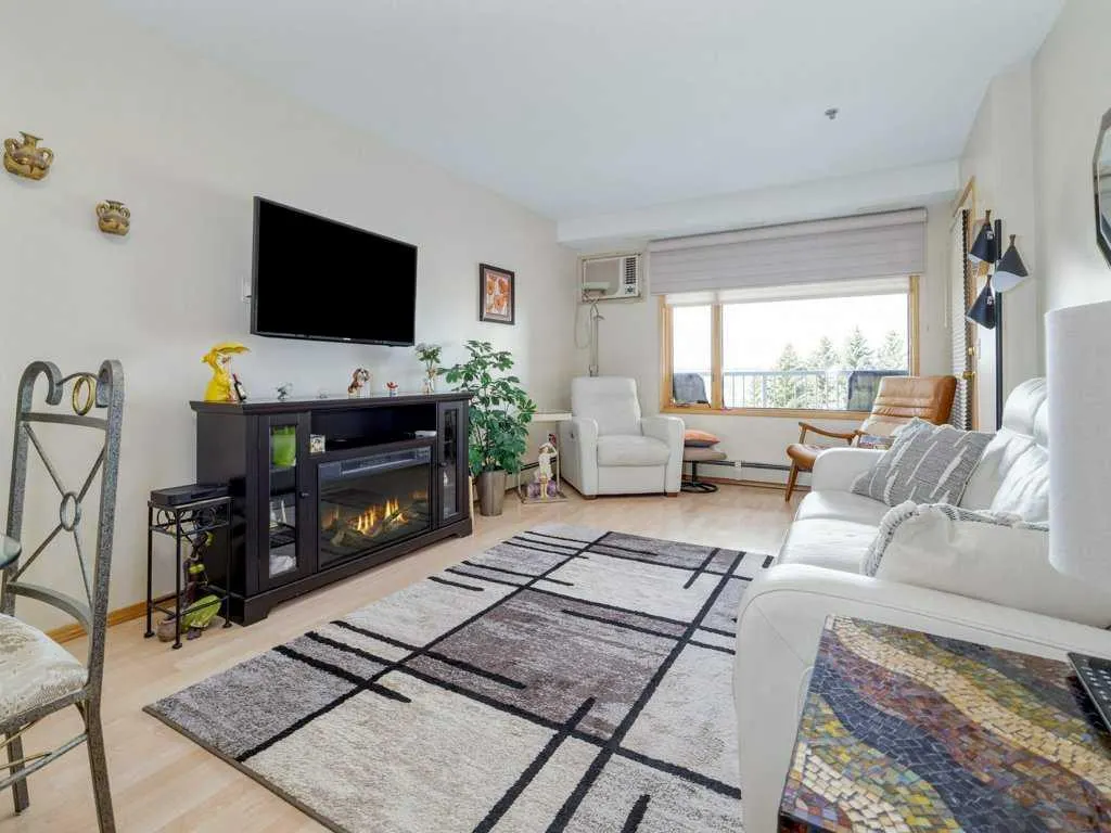 75 1 Avenue S, #316