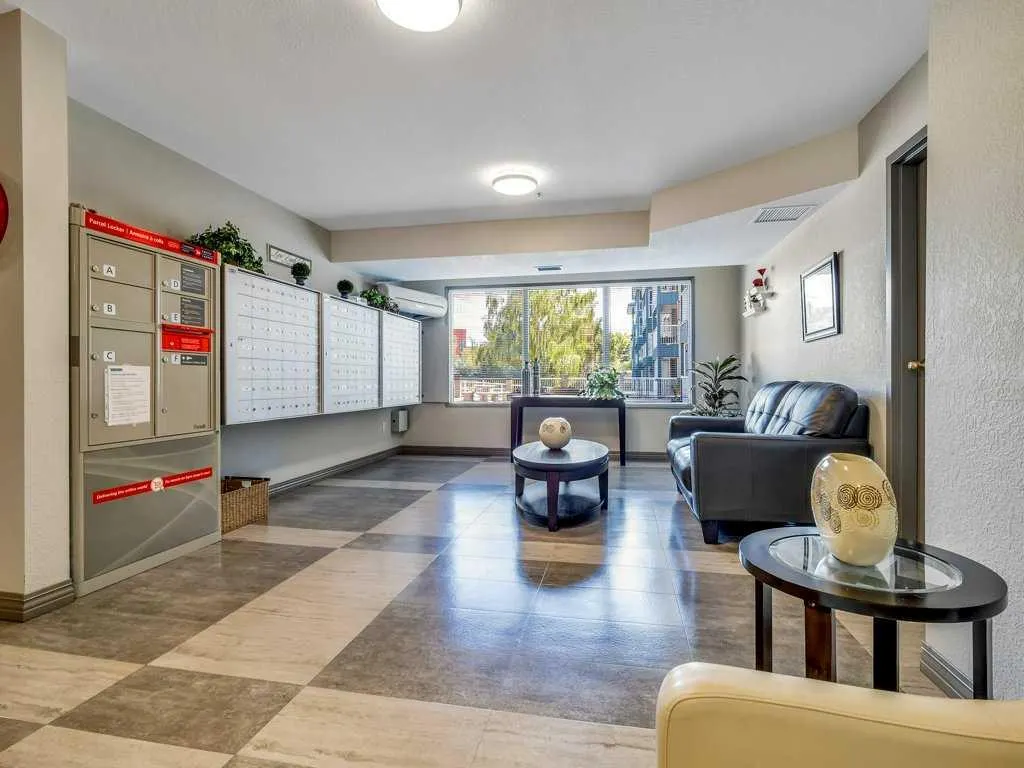 75 1 Avenue S, #316