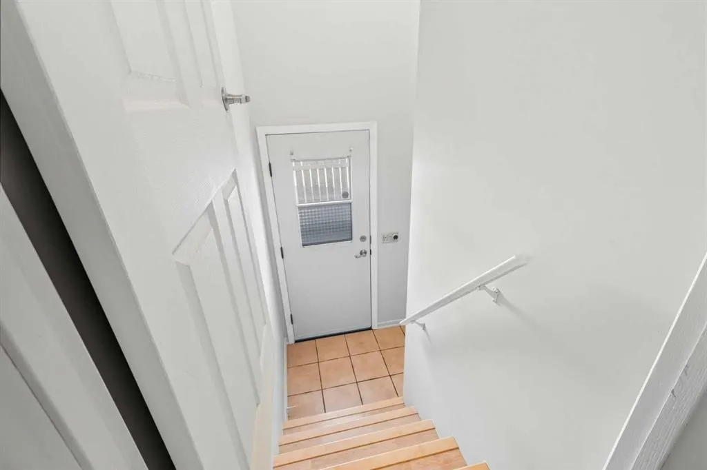 232 Radley Place SE