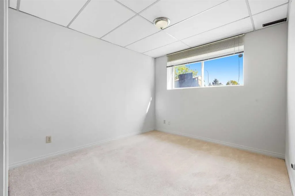 232 Radley Place SE