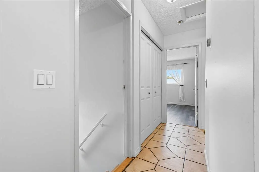232 Radley Place SE