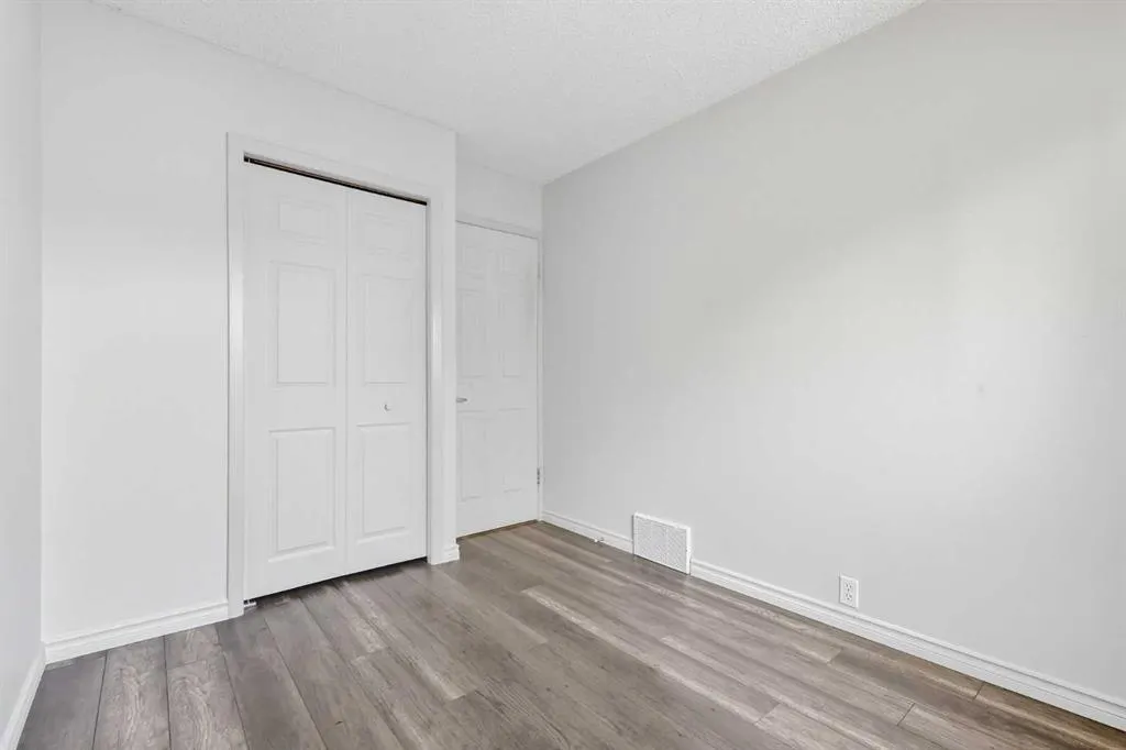 232 Radley Place SE