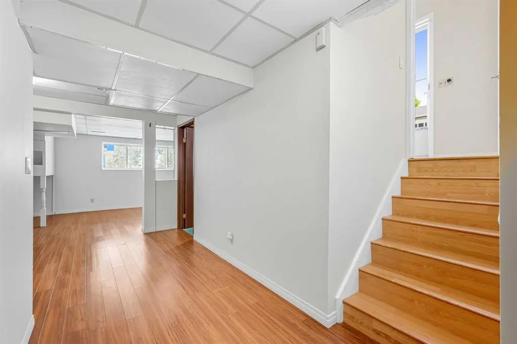 232 Radley Place SE