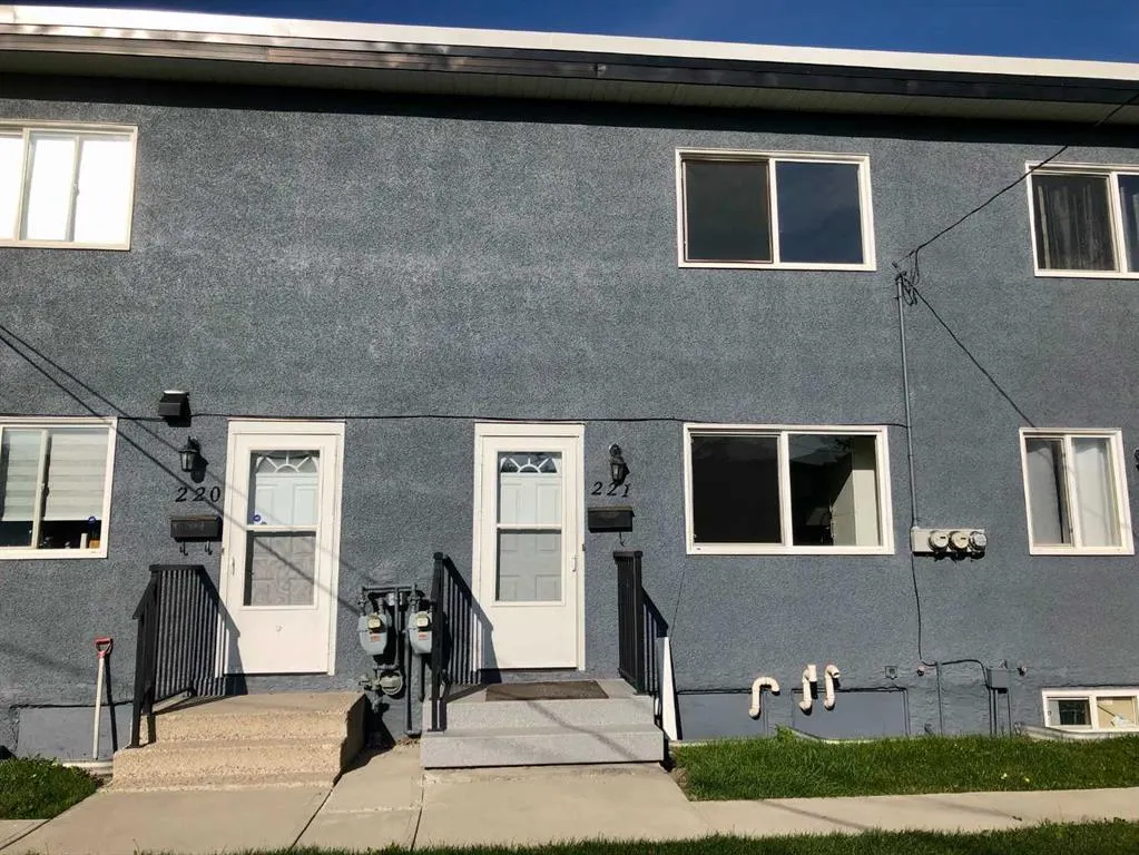 2211 19 Street NE, #221