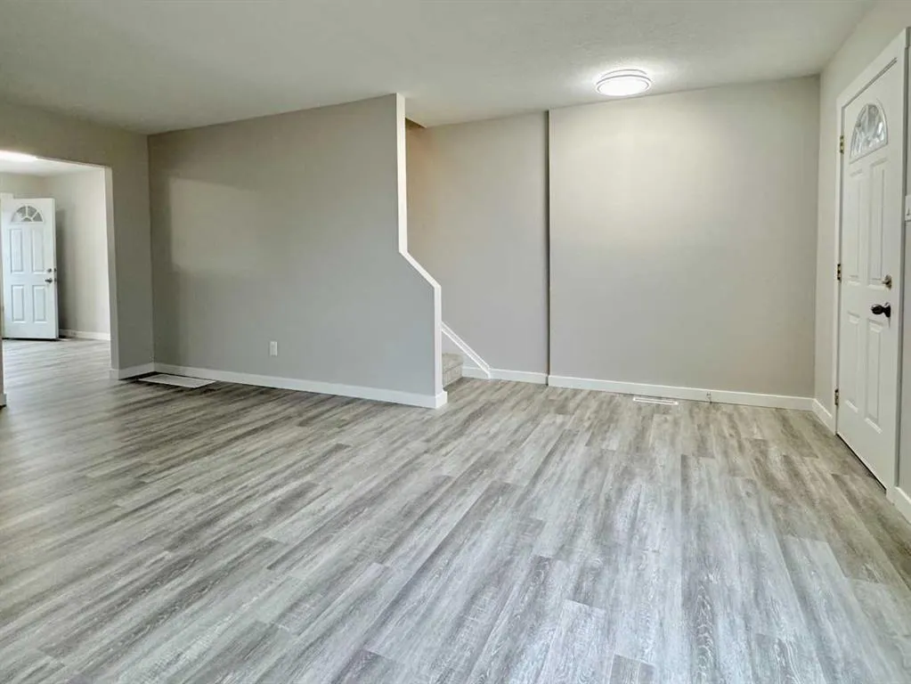 2211 19 Street NE, #221