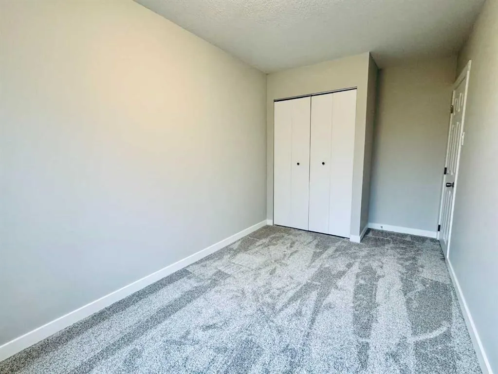 2211 19 Street NE, #221