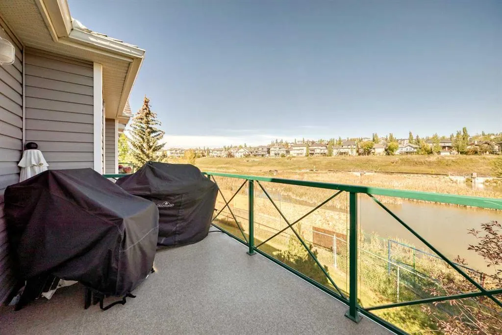 39 Hidden Creek Place NW, #704
