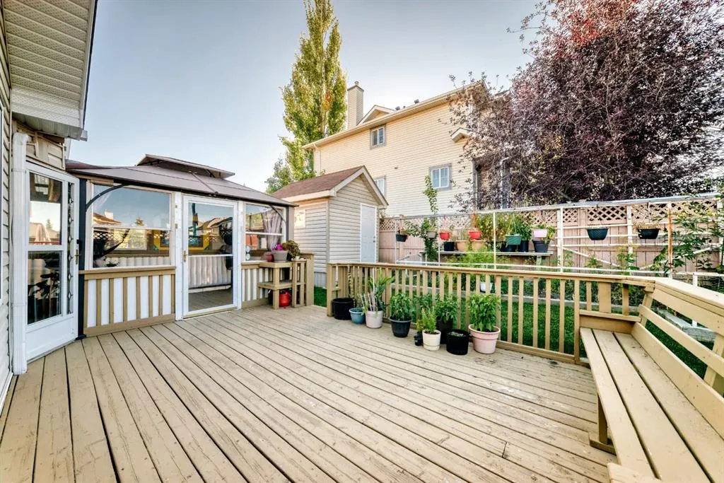 261 Bridlecreek Park SW