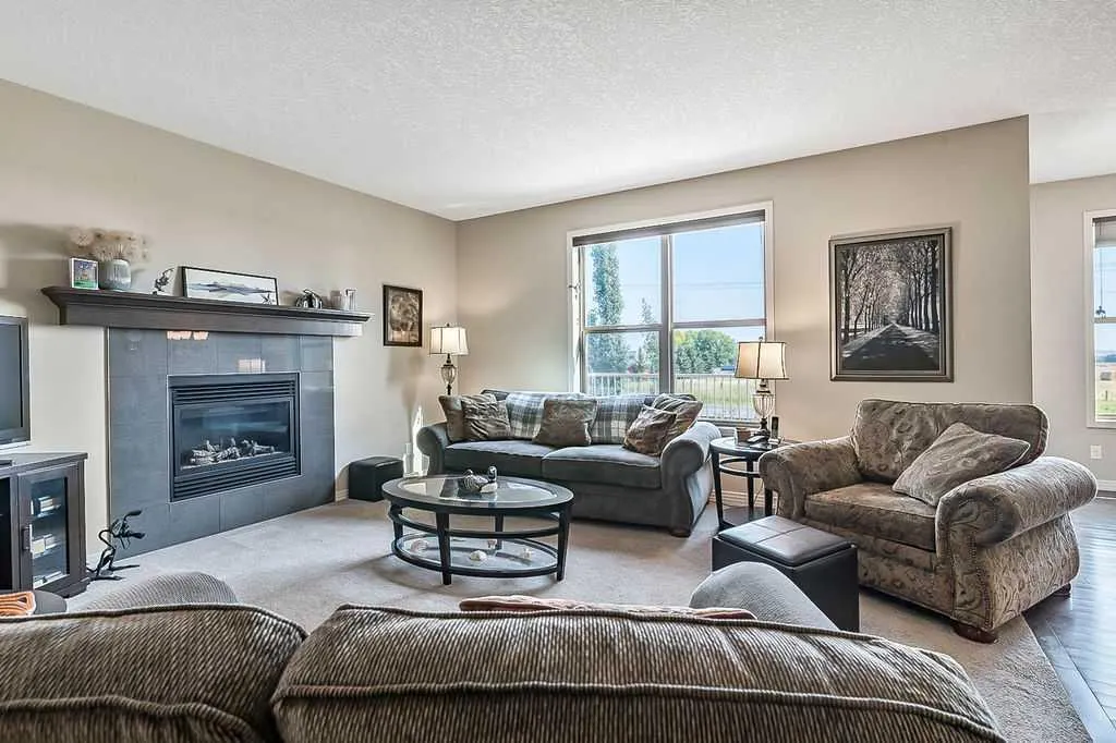 29 Ranchers Crescent
