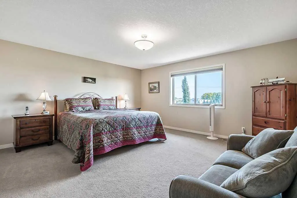 29 Ranchers Crescent