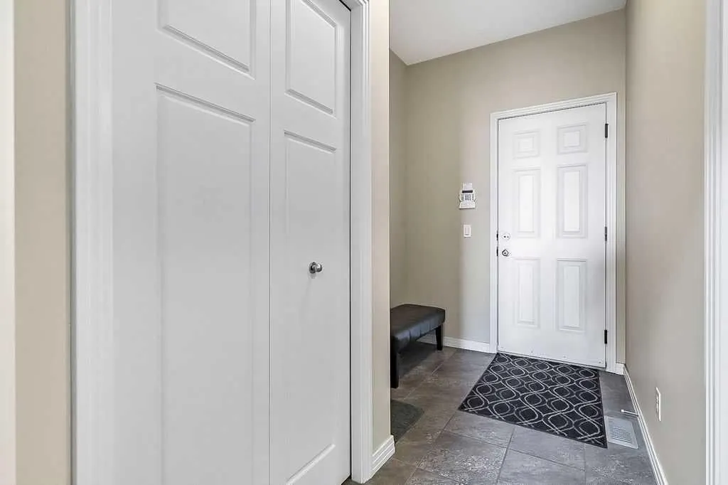 29 Ranchers Crescent