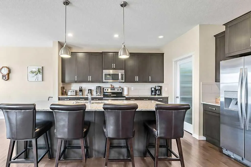 29 Ranchers Crescent
