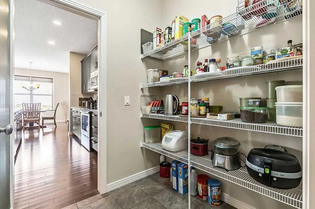 29 Ranchers Crescent