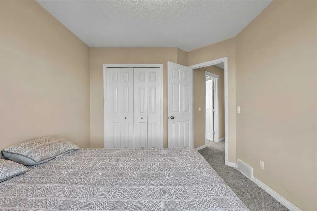 320 Evermeadow Road SW
