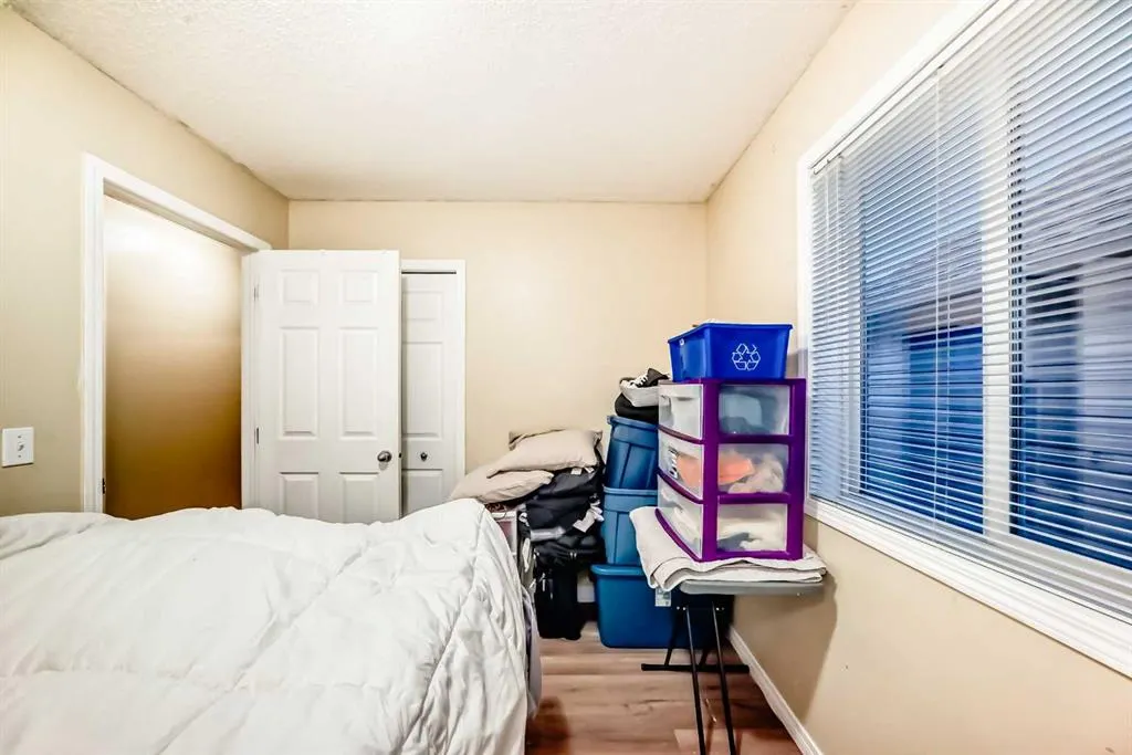 10 Saddlebrook Gardens NE