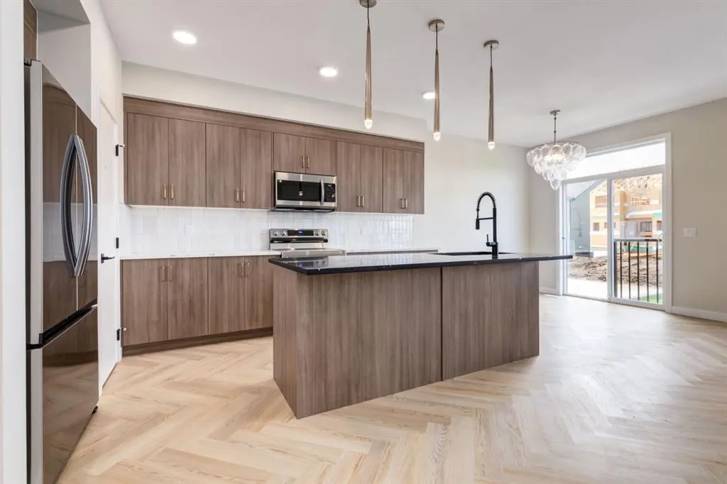 227 Sora Terrace SE