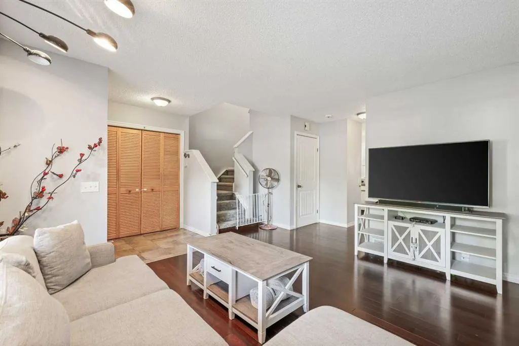 156 Martin Crossing Court NE