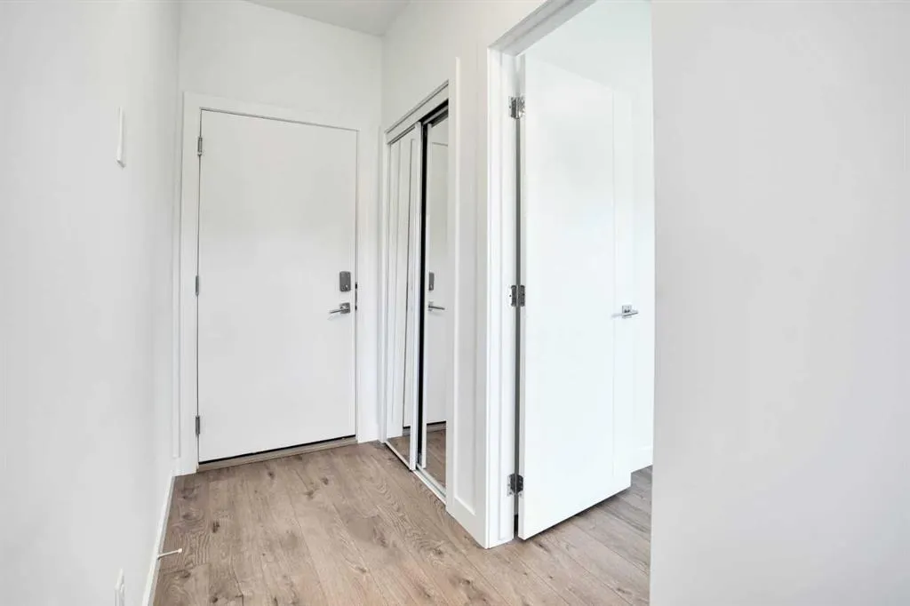280 Chelsea Road, #1902