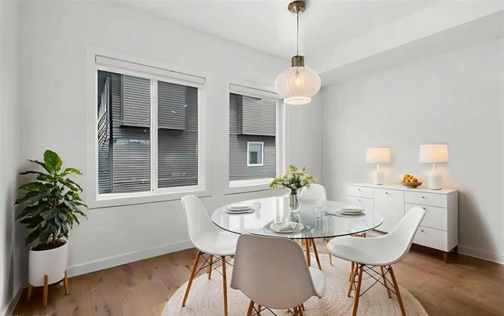 280 Chelsea Road, #1902