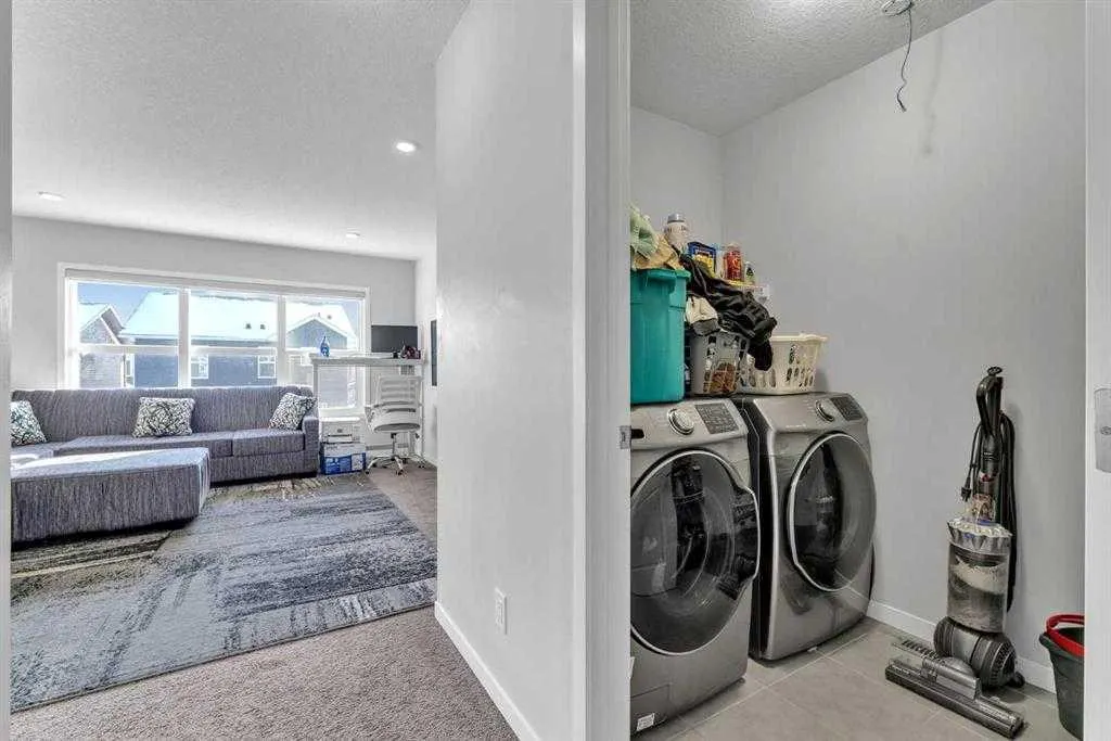 130 Red Sky Crescent NE