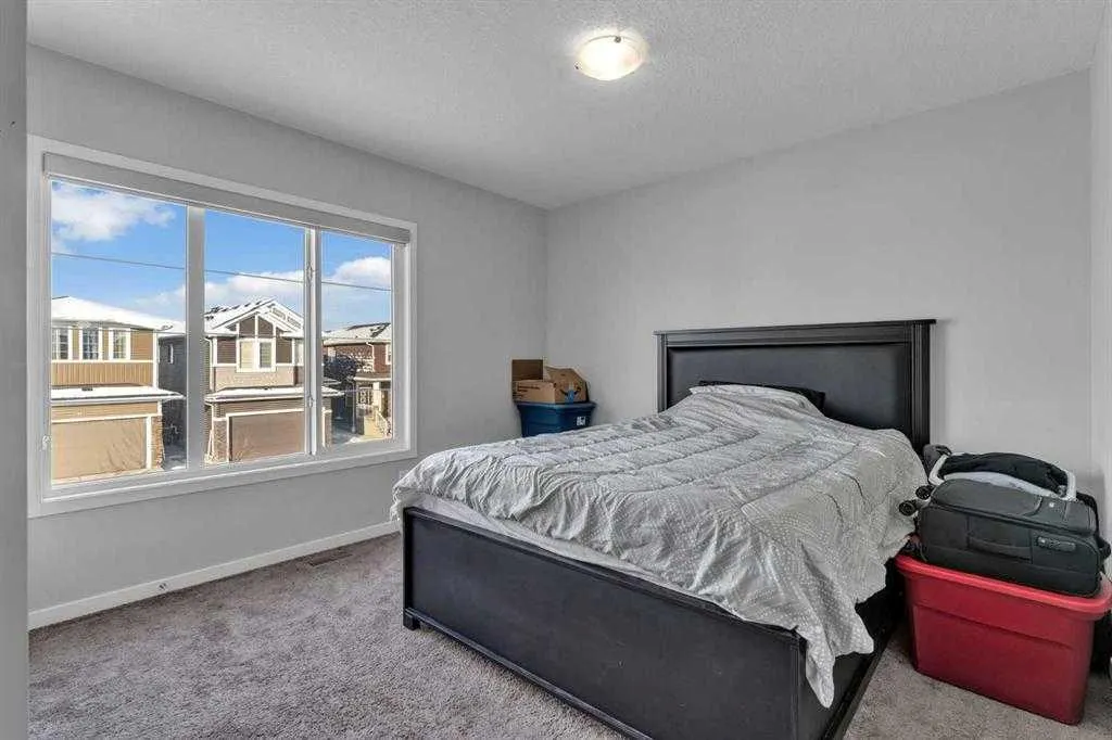 130 Red Sky Crescent NE