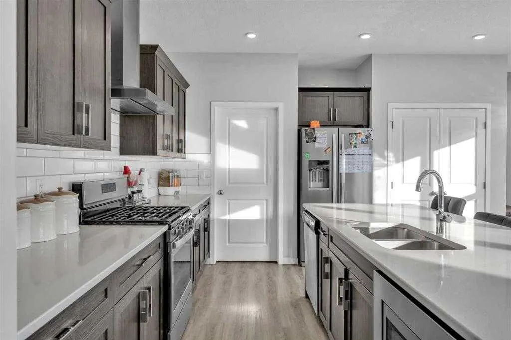130 Red Sky Crescent NE