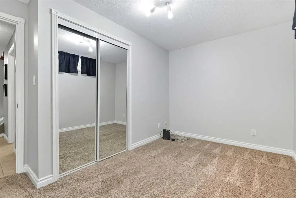 94 Martin Close