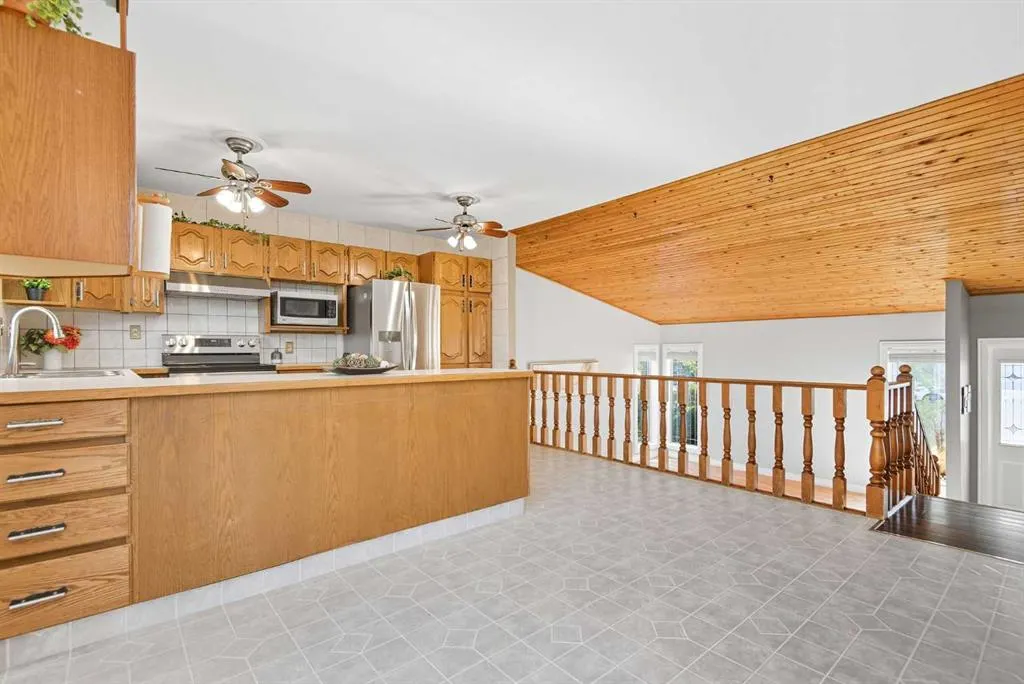 94 Martin Close