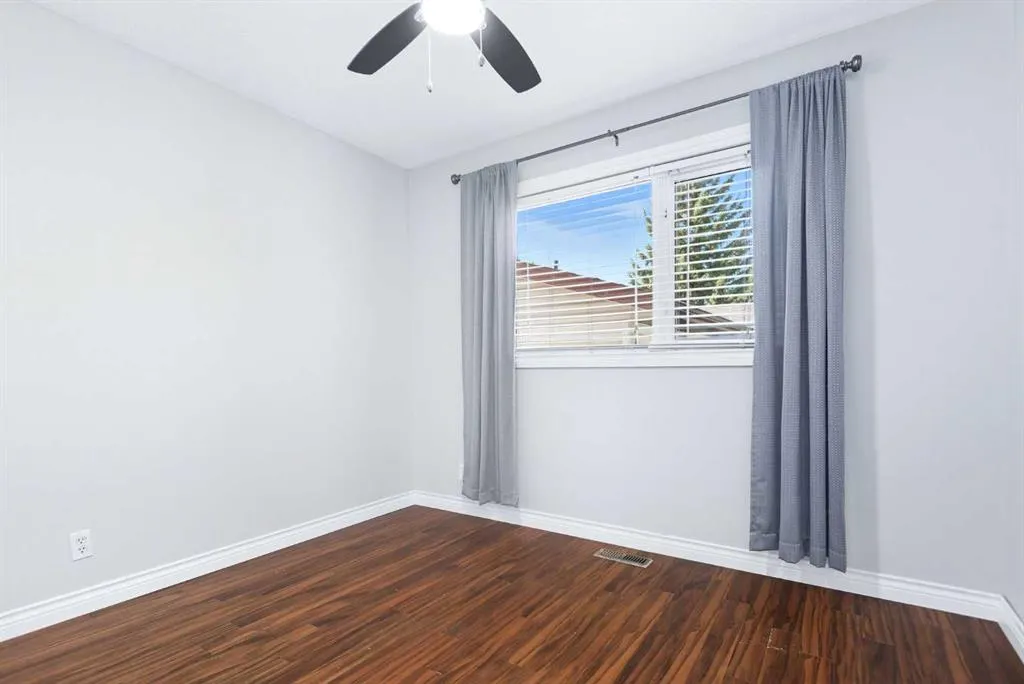 94 Martin Close