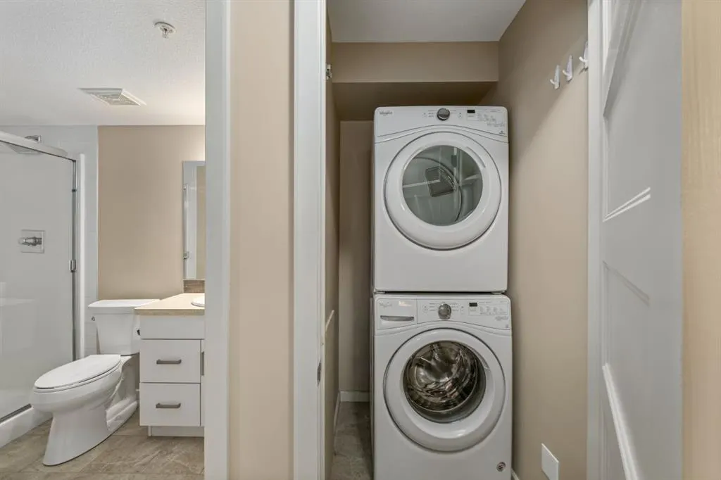 10 Market Boulevard SE, #2101