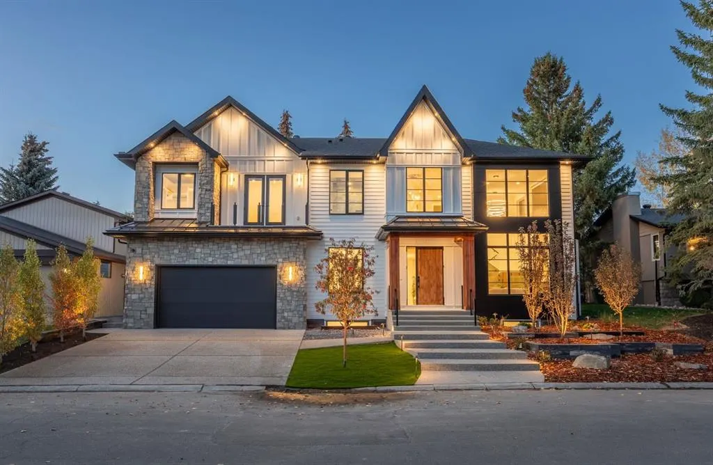 620 Varsity Estates Crescent NW