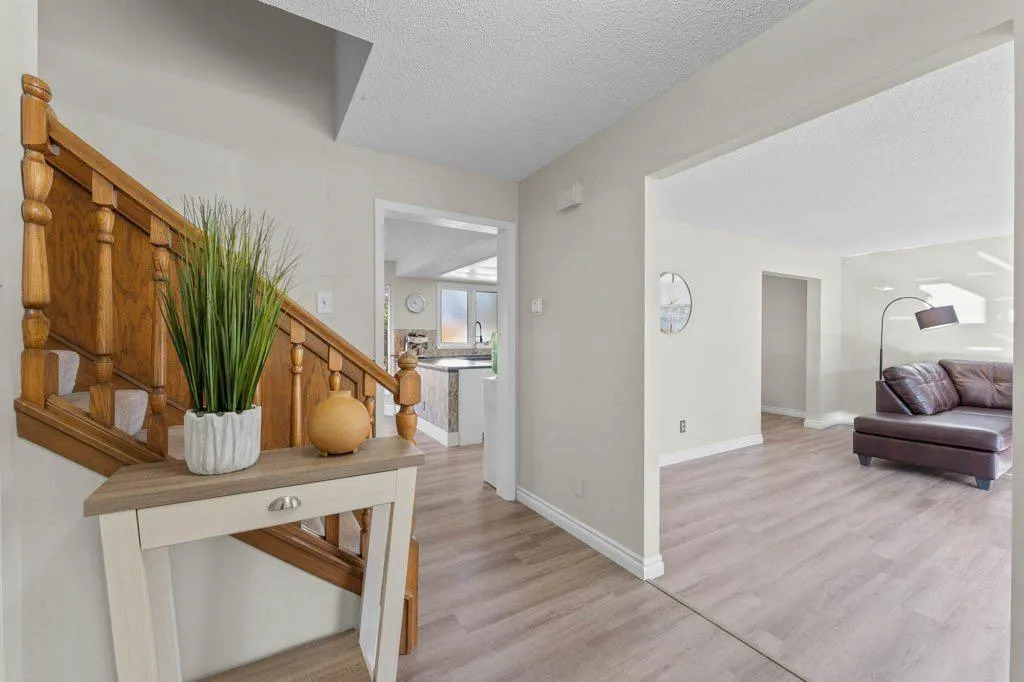 47 Woodmont Way SW